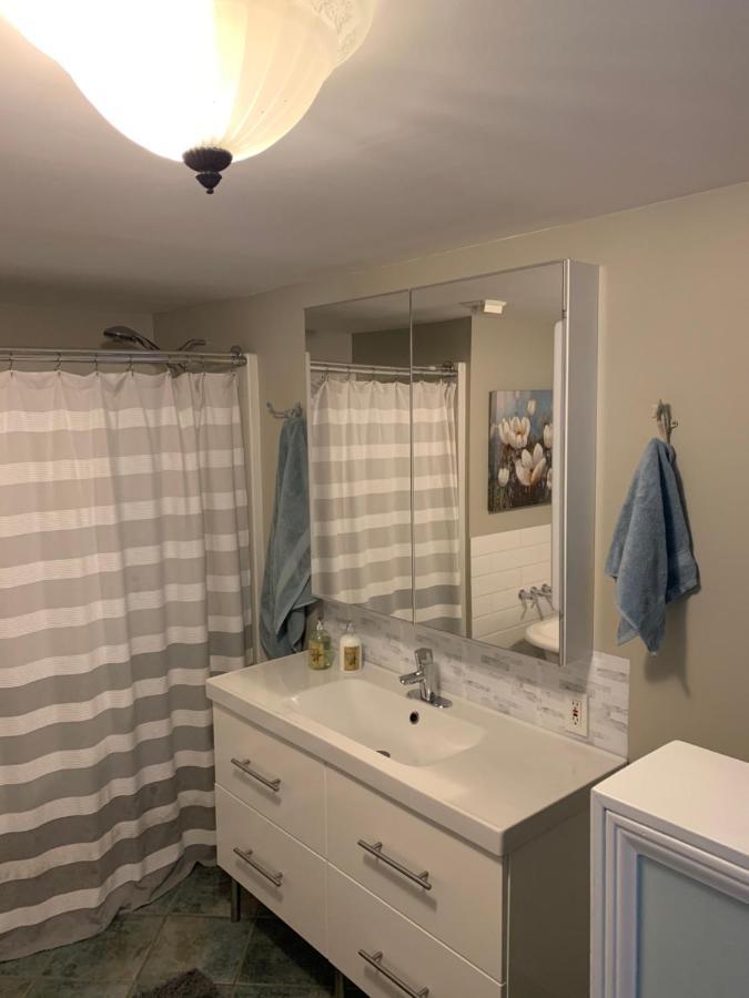 Great Slave Lakeside Bed & Breakfast Yellowknife Bagian luar foto