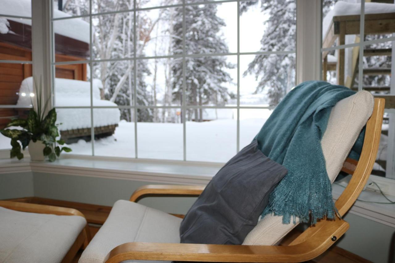 Great Slave Lakeside Bed & Breakfast Yellowknife Bagian luar foto