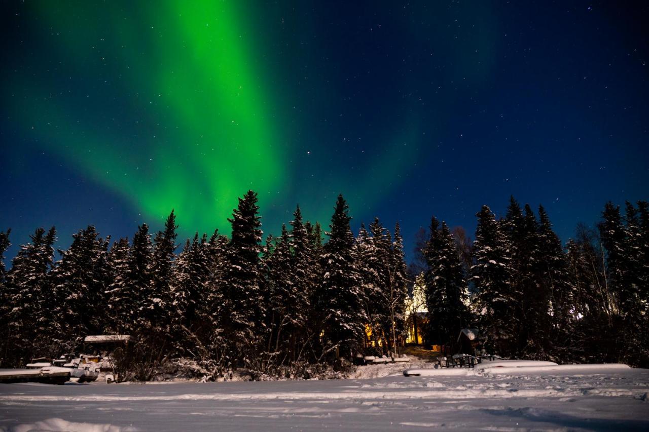 Great Slave Lakeside Bed & Breakfast Yellowknife Bagian luar foto