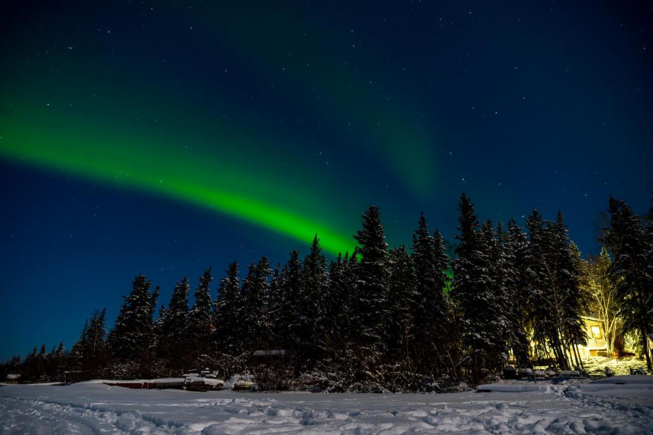 Great Slave Lakeside Bed & Breakfast Yellowknife Bagian luar foto