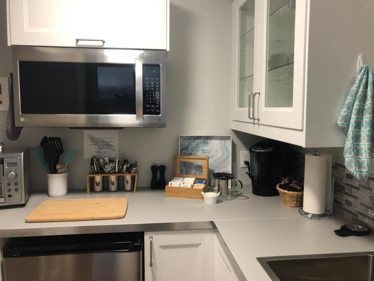 Great Slave Lakeside Bed & Breakfast Yellowknife Bagian luar foto